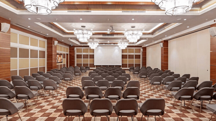 DoubleTree by Hilton Kusadasi